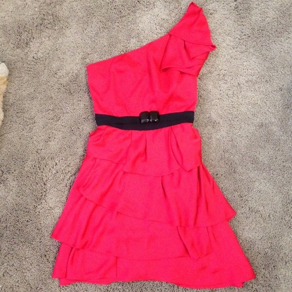 BCBG one shoulder red coral dress with belt - 6 - Picture 1 of 3