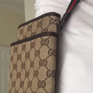 Gucci mini cross body purse