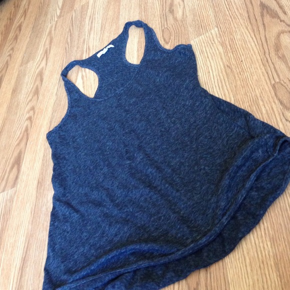 grey tank
