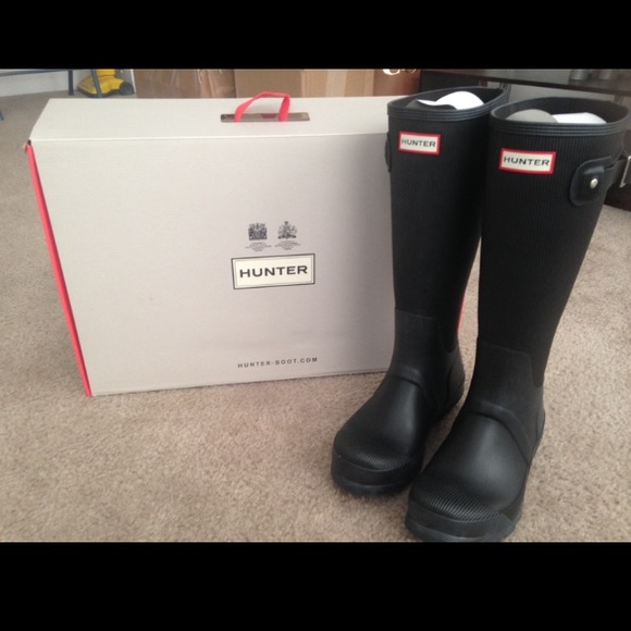 Black Ribbed Hunter Boots