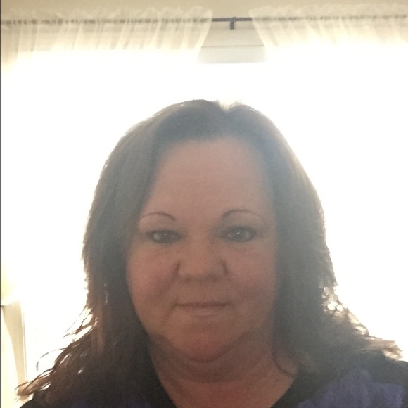 Meet your Posher, Tina