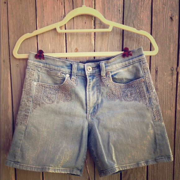 Embroidered Calvin Klein Jean Shorts - Picture 1 of 4