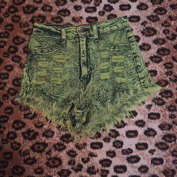 High Waisted Distressed Shorts