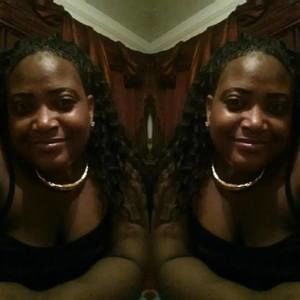 Meet your Posher, Crystal