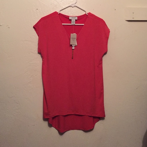 Coral tailed short sleeve blouse size S