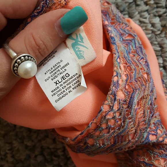 Swim Suit Top& Bottom - Picture 3 of 4