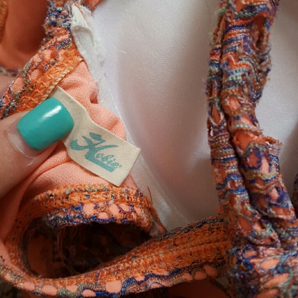 Swim Suit Top& Bottom - Picture 4 of 4