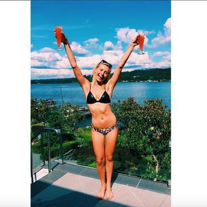 Meet your Posher, Caely