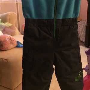 Toddler Columbia Snow outfit