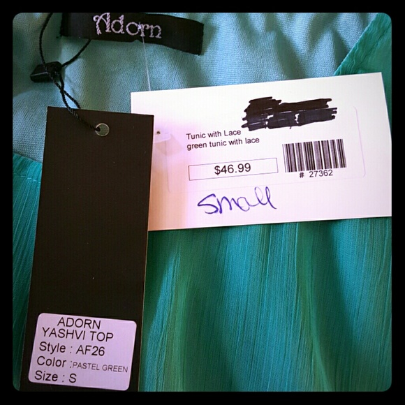 Adorn tunic