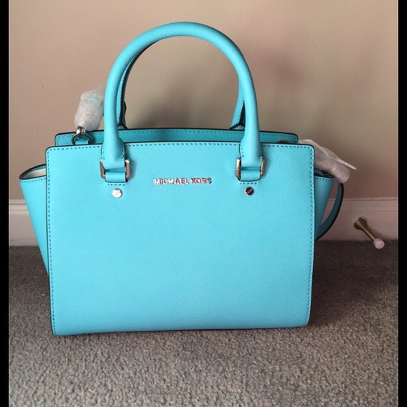 Michael Kors Handbags - MK Medium Selma