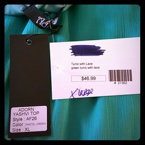Adorn tunic