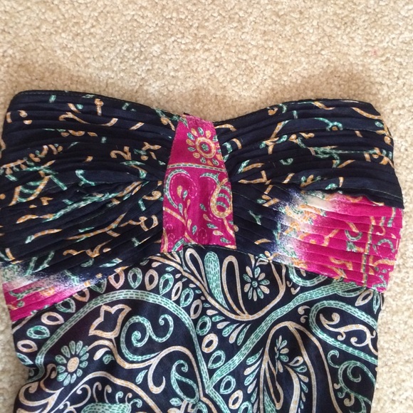 Hand made strapless dress - Picture 2 of 3