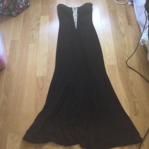 Black strapless formal dress