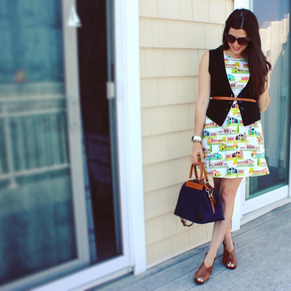 About this Poshmark seller - Picture 4 of 8