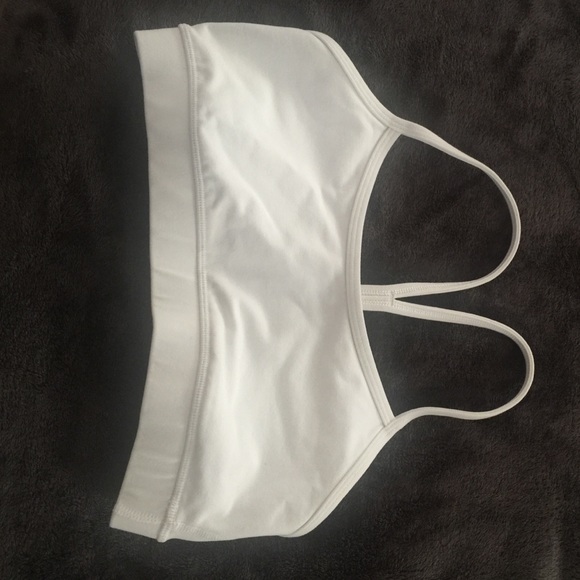 Lululemon flow Y sports bra