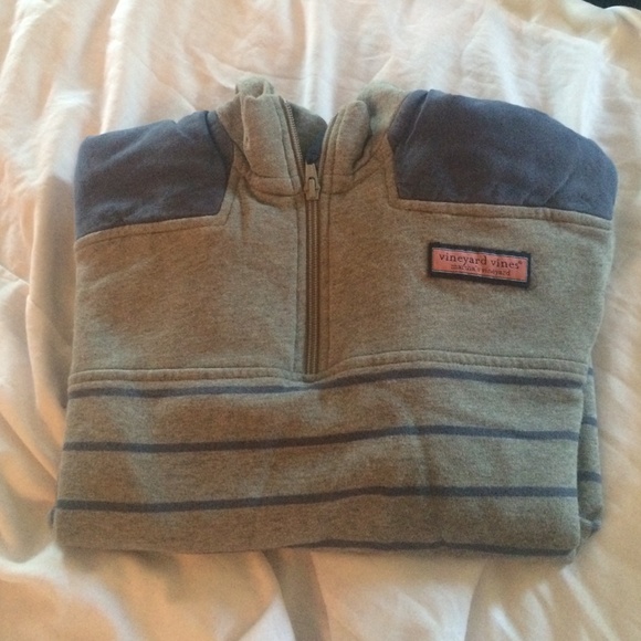 Gray and blue Vineyard Vines shep shirt