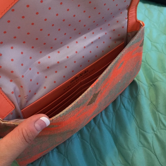 Stella and Dot clutch - Picture 2 of 4