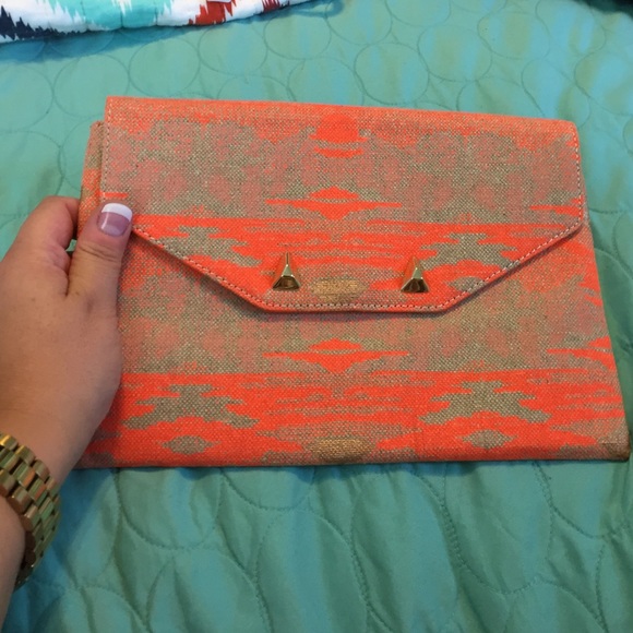 Stella and Dot clutch - Picture 3 of 4