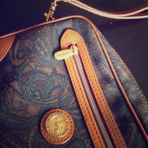 BALMAIN VINTAGE clutch. Paisley with tobacco trim