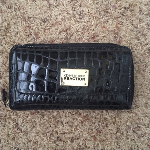 Kenneth Cole Wallet