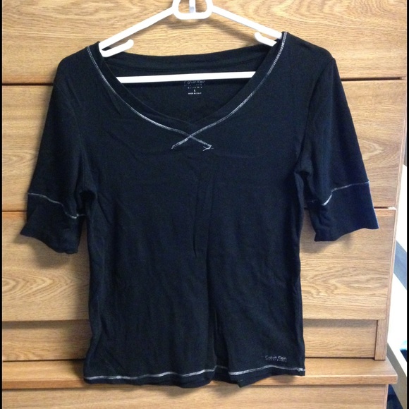 Calvin Klein mid-length sleeve shirt
