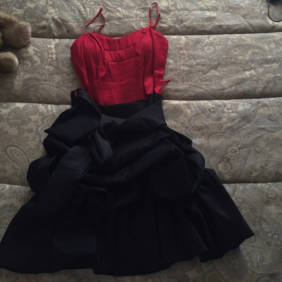 Red & black dress - Picture 1 of 1