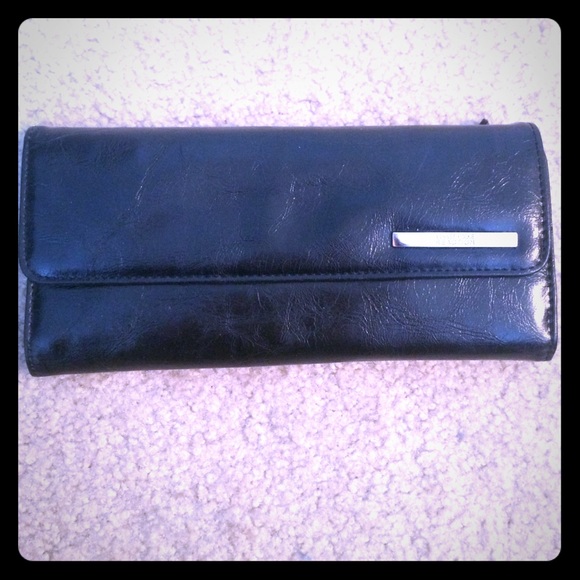 Kenneth Cole Reaction Black Wallet