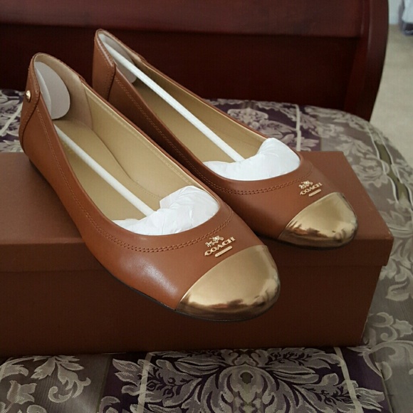 *** SOLD*** NWB! COACH CHELSEA FLAT SIZE 10 - Picture 2 of 3
