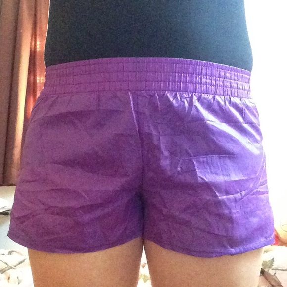 Women's Athletic Shorts - Picture 2 of 3