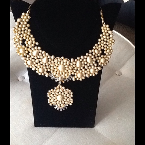 Mosaic statement necklace