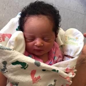 Meet your Posher, Nikki