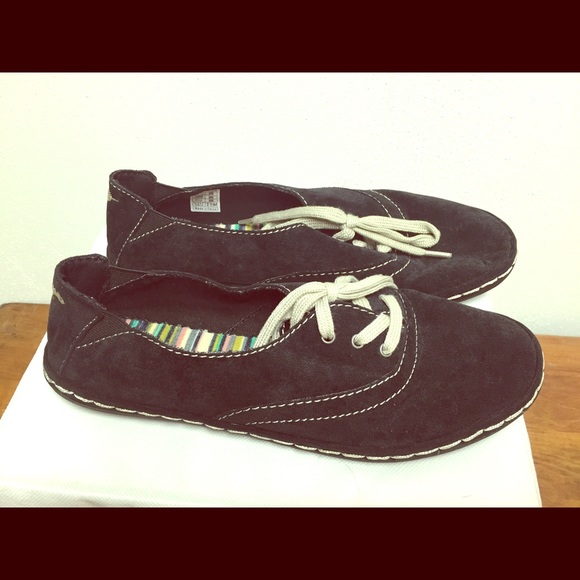 Rocket Dog Canvas Sneakers