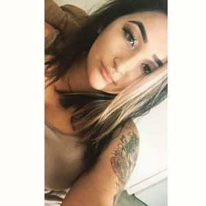 Meet your Posher, Desirée