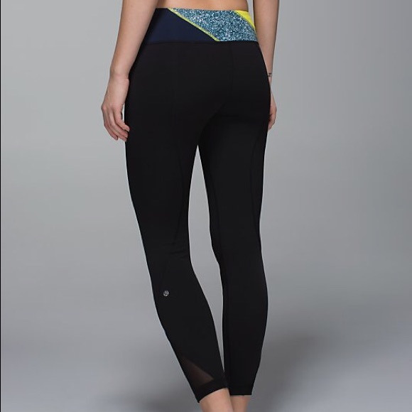 Inspired tight II: Newly quilted band - Picture 2 of 4