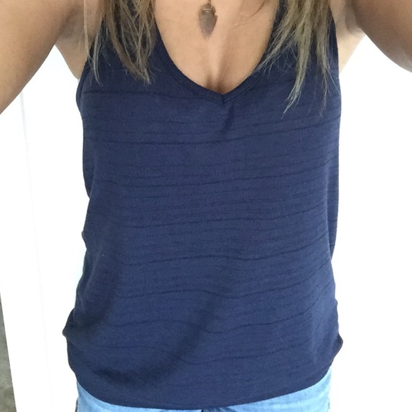 Navy beaded T Back tank - Picture 4 of 4