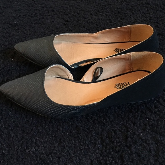 Black flats