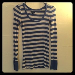 American eagle alas waffle shirt