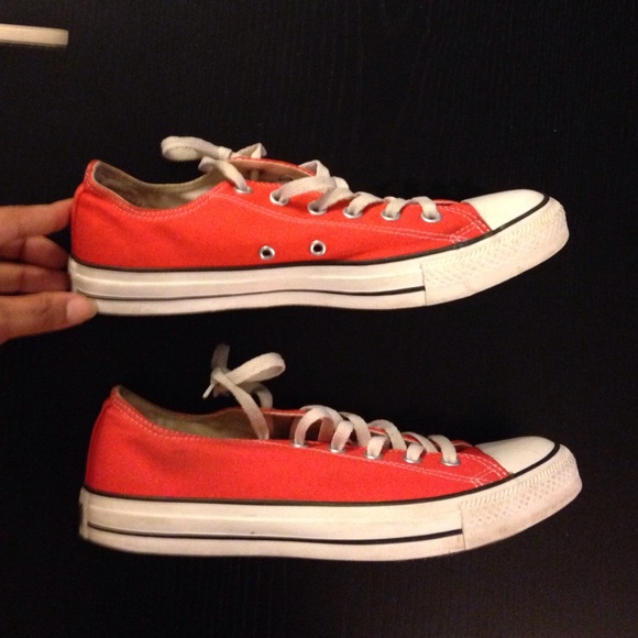 All star converse red great condition size 10