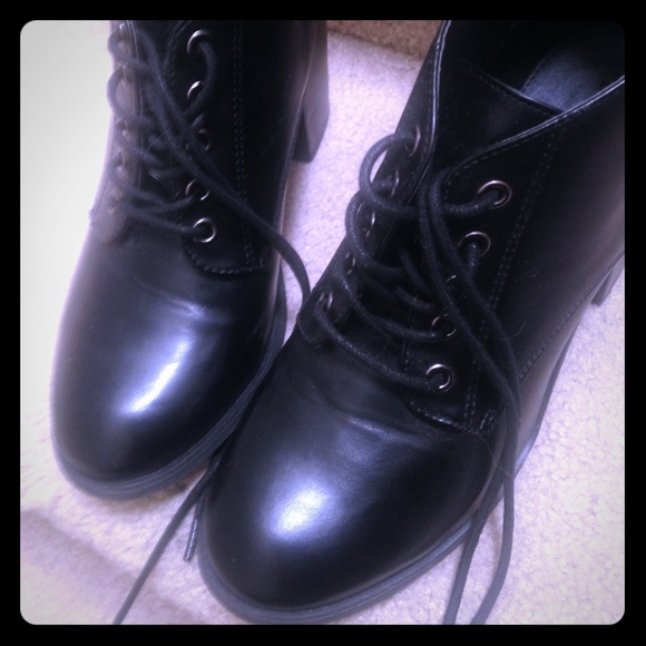 Black Oxford Thick Heels
