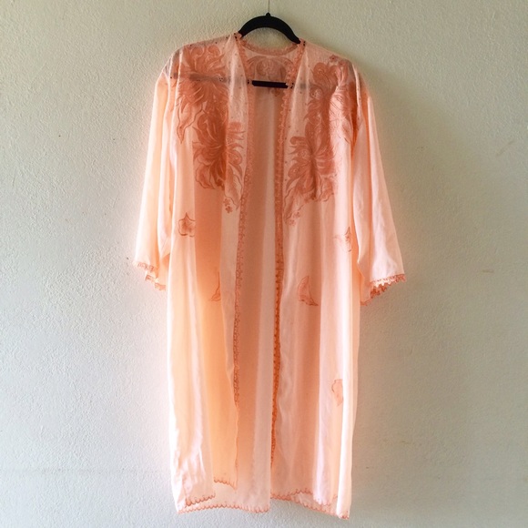 Tops - Coral pink floral kimono