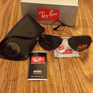 Ray Ban