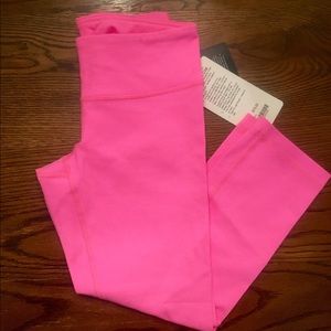 Lululemon Rare NWT Zing Pink 4 wunder under capris
