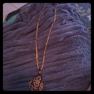 Long necklace with pendant