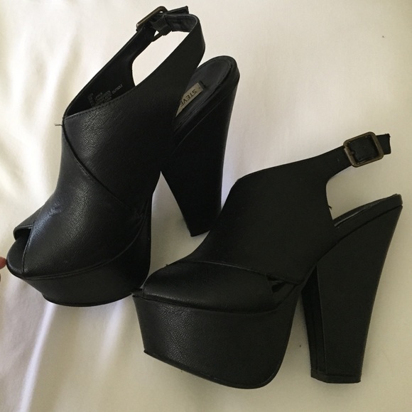 ❌SOLD❌ Steve Madden Heels