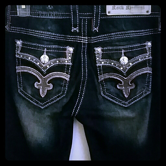 NWOT Rock Revival distressd boot cut long