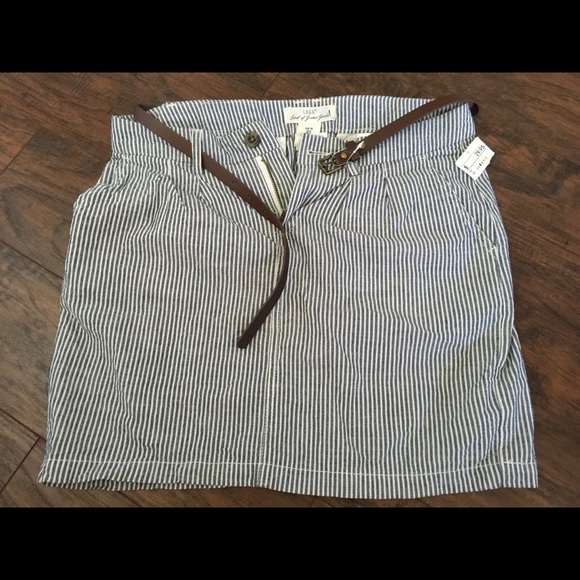 H&M navy and white striped skirt with belt
