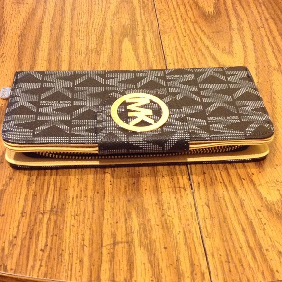 New Wallet MK