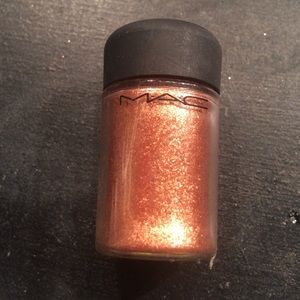MAC glitter in Copper Sparkle