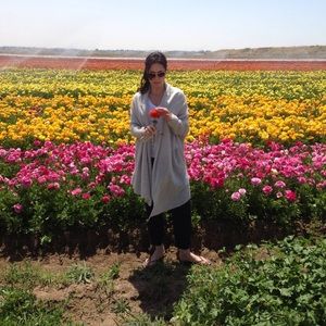 Meet your Posher, Aliza